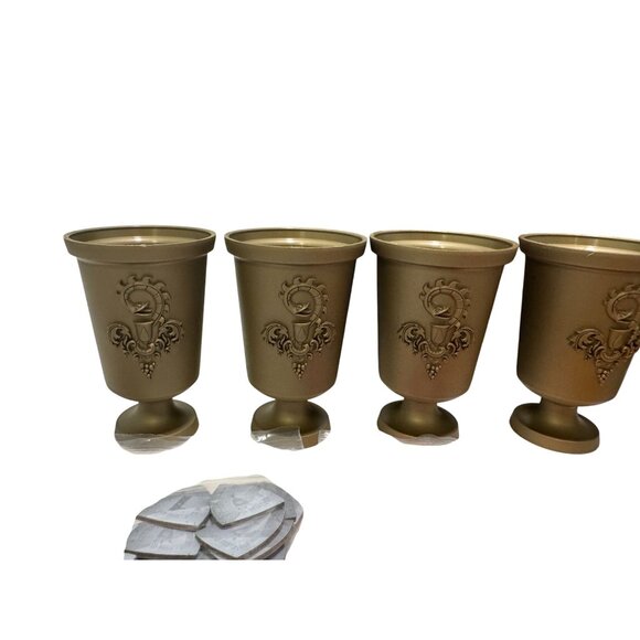 Raise Your Goblets Board Game RARE Limited Ed. GOLD Goblets 100% complete - Picture 11 of 12